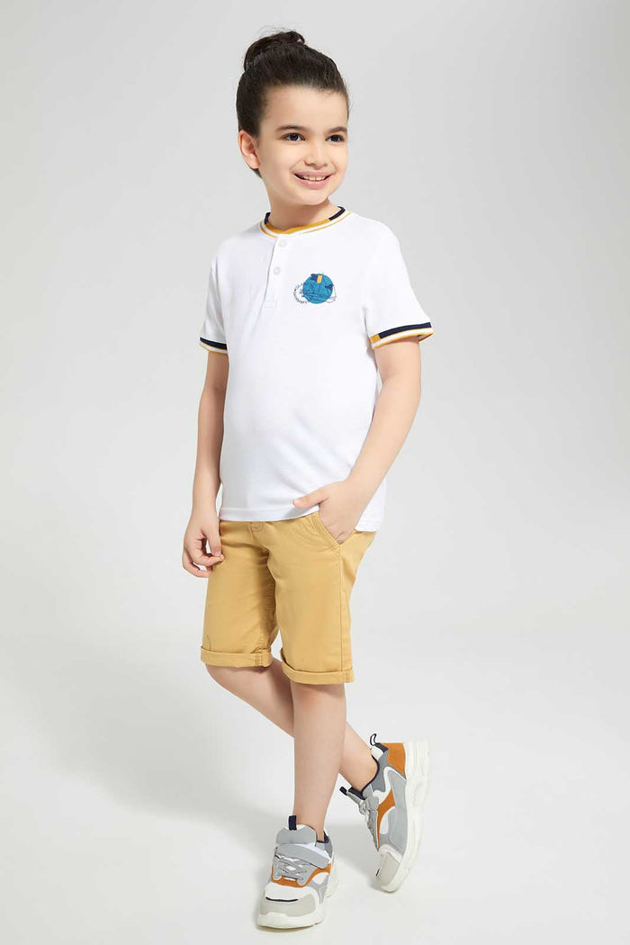 Redtag-White-Pique-Collar-Stand-Polo-BOY-Polo-T-Shirts,-Category:Polo-T-Shirts,-Colour:White,-Deals:New-In,-Filter:Boys-(2-to-8-Yrs),-New-In-BOY,-Non-Sale,-S22D,-Section:Boys-(0-to-14Yrs)-Boys-2 to 8 Years