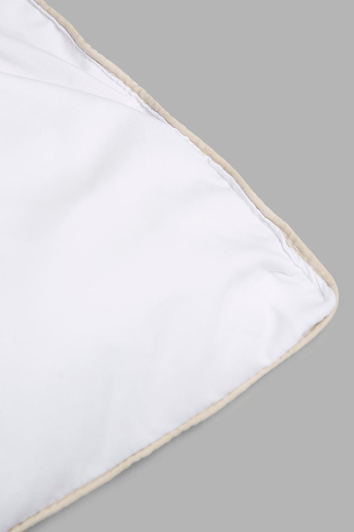 Redtag-White-Duvet-With-Piping-(King-Size)-365,-Category:Duvets,-Colour:White,-Deals:New-In,-Filter:Home-Bedroom,-HMW-BED-Duvets,-New-In-HMW-BED,-Non-Sale,-Section:Homewares-Home-Bedroom-