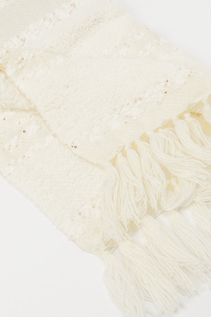 Redtag-Ivory/Gold-Knitted-Throw-With-Sequins-Category:Throws,-Colour:Ivory,-Deals:New-In,-Filter:Home-Bedroom,-H1:HMW,-H2:BED,-H3:BEC,-H4:THR,-HMW-BED-Throws,-New-In-HMW-BED,-Non-Sale,-Promo:JULIETTE,-RMD,-S23B,-Season:S23B,-Section:Homewares,-Style:JACQUARD-Home-Bedroom-