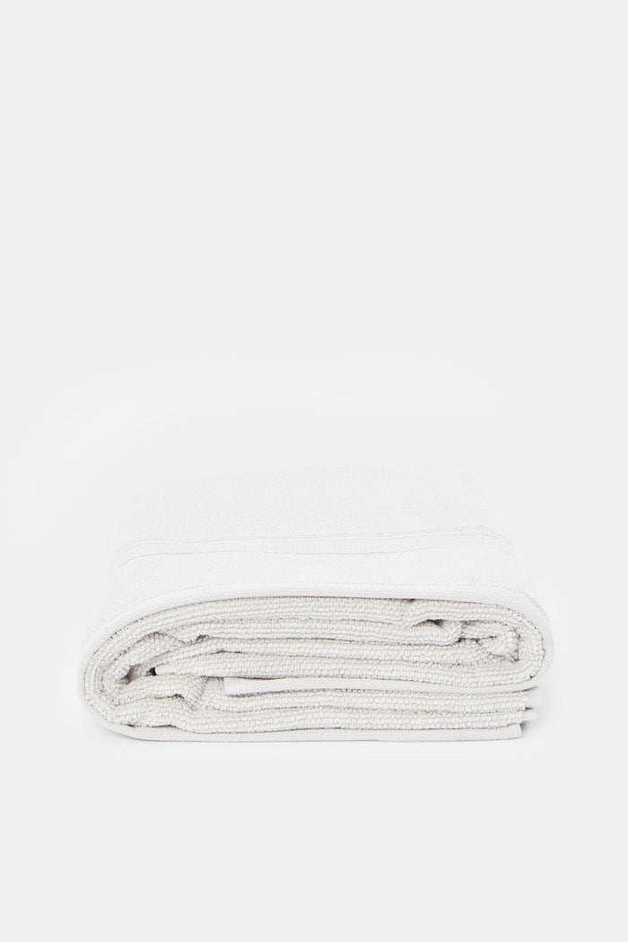 Redtag-Light-Grey-Textured-Cotton-Bath-Towel-Category:Towels,-Colour:Grey,-Deals:New-In,-Filter:Home-Bathroom,-H1:HMW,-H2:BAC,-H3:TOW,-H4:BAT,-HMW-BAC-Towels,-HMWBACTOWBAT,-New-In-HMW-BAC,-Non-Sale,-ProductType:Bath-Towels,-Season:W23A,-Section:Homewares,-W23A-Home-Bathroom-